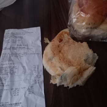 A101 Ve Küflü Kanepe Burger