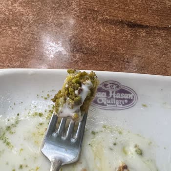 Hacı Hasan Oğulları Baklavada Kıl Çıktı