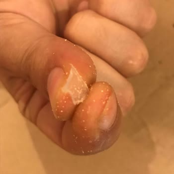 Domino's Pizza Pizzadan Plastik Çıkması