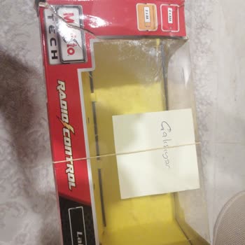 D&R Oyuncak Yine Bozuk Geldi, Parçalanmış