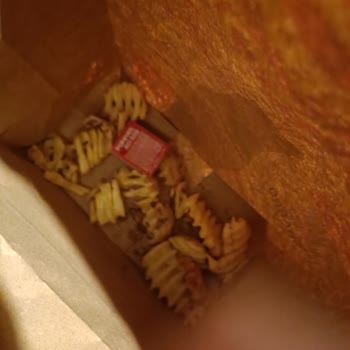 Popeyes Art Arda Eksik Ürün Gönderdi, Çözüm Yok!