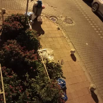 Çanakkale Belediyesi Çöpler Koku Kötü Manzara