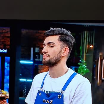 My 55-inch Philips PUS 8007 Ambilight TV Has a Horizontal Line Across the Screen