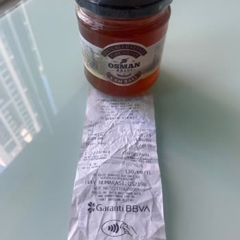 Osman Ballı Balları Ambalajlı Balın İçinde Örümcek Var