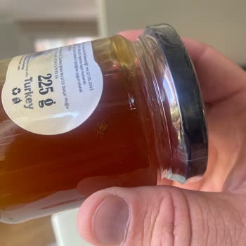 Osman Ballı Balları Ambalajlı Balın İçinde Örümcek Var