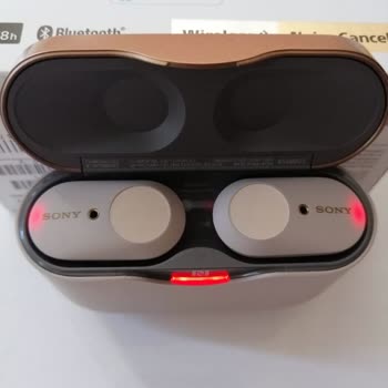 Sony Eurasia Sony Servis Alakasız Bir Nedenle Arızalı Ürünü Onarmadan İade Etti.