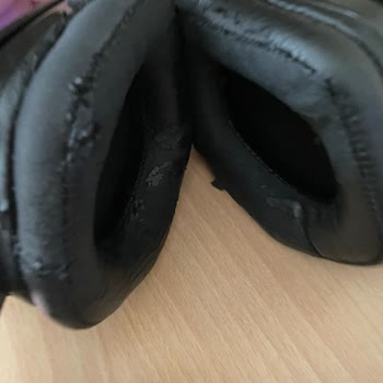 Gamepower Mihawk Kulaklık Pedi Soyulması