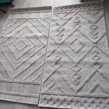 Vivense Sipariş Ettiğim 1Halı Ve 2Yolluğun Farklı Desende Gelip Düzeltilmemesi