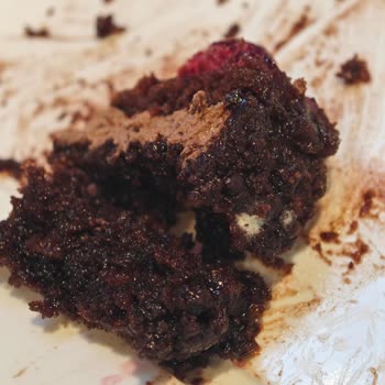 McDonald's Küflü Ürün Satışı