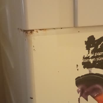 Arçelik Makinemin Dışında Dökülme Paslanma Oldu