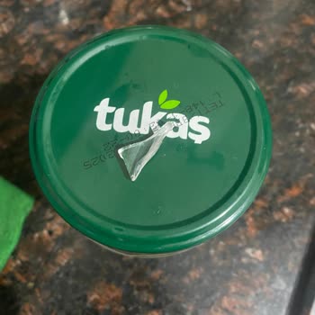 Tukaş Garnitür İçinden Kırık Kavanoz Parçası Çıktı