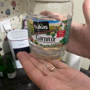Tukaş Garnitür İçinden Kırık Kavanoz Parçası Çıktı