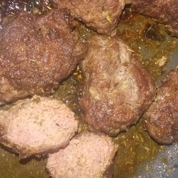 Onur Market Pişmeyen, Pembe Kalan Köfte?