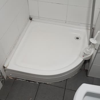 Akdeniz Üniversitesi Hastanesi Akdeniz Üniversitesi Hasta Odaları Ve Banyo