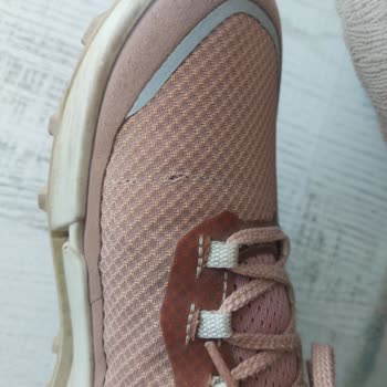 Ecco Ayakkabı Yeni Aldığım Ecco Marka Ayakkabım Yırtıldı