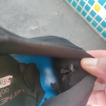 Kısa Sürede Parçalanan Skechers