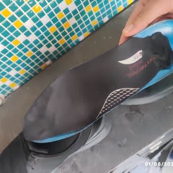 Kısa Sürede Parçalanan Skechers