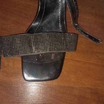 Enes Ayakkabıcılık (İstanbul) Sultanbeyli Terbiyesizliği