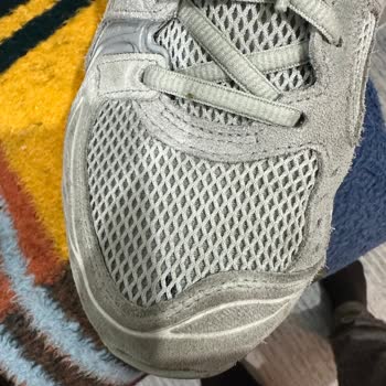 İç Astarı Sökülen Ayakkabı Asics