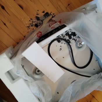 A101 Camı Kırık Gelen Ürün