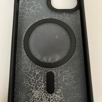 İzmir Çiğli Kipa Alışveriş Merkezi Yanındaki Total İstasyonu