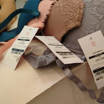 Suwen Ankamall Kasiyer Bize İftira Attı