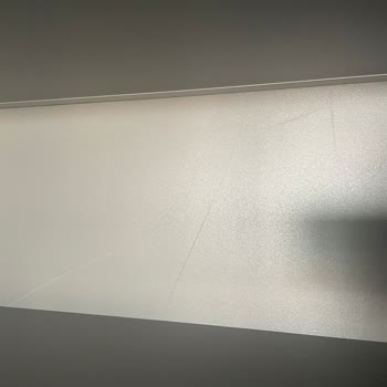 Lineadecor Mutfak Dolapları Hasarlı, İlgisiz