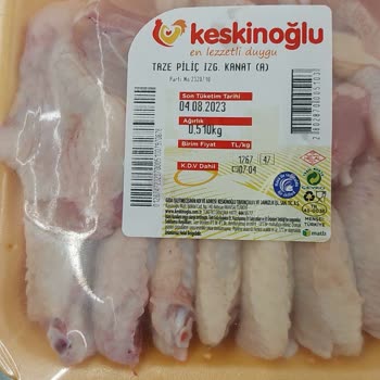 A101 Mağazası Son Kullanım Tarihli Piliç- Kanat Satışı