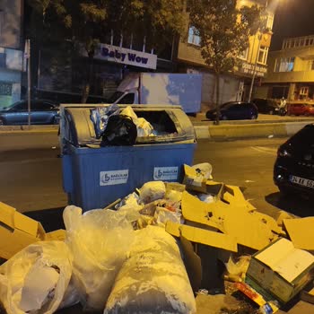 Bağcılar Belediyesi Bağcılarda Çöp Sorunu...