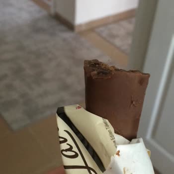 Ülker Çikolatadan Kıl Çıktı!
