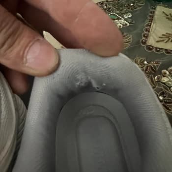 Deichmann'dan Aldığım Hummel Ayakkabıda Yaşanan Yırtılma Ve Çatlama Sorunu