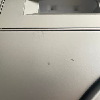 Bosch Seri 6 Çamaşır Makinemin Rengi Çıktı
