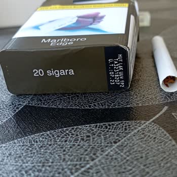Marlboro Edge İçi Boş Sigara