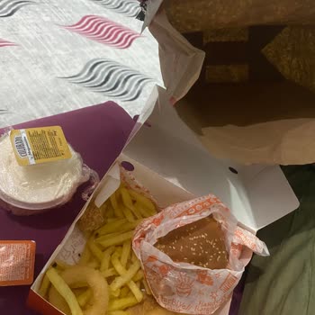 Popeyes Siparişim Eksik Geldi Ve Yemek Yenmeyecek Kadar Kötüydü!