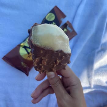 Magnum'da Buz Dondurma Olmuş