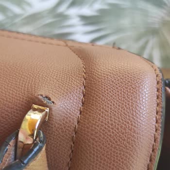 Nine West Çanta Vidası Çıktı