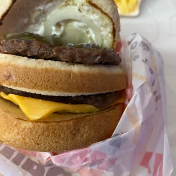 Foça Kasaba AVM Burger King