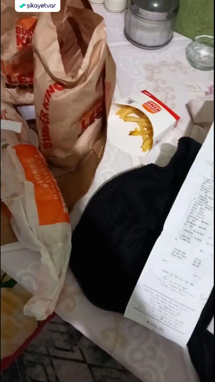 Burger King Sürekli Pakette Eksik Ürünler! videonun kapak resmi