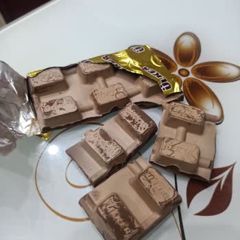 A101 Ülker Sütlü Çikolata Bozuk Çıktı