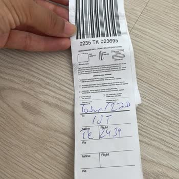 THY Çalışanları Uçuşum Sırasında Pusetimi Hasarlı Teslim Etti