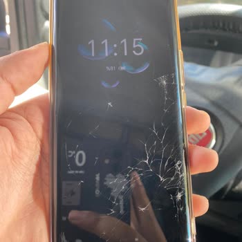 Honor Ekranı Kırılmayan Telefonu Ekranı Kırıldı!