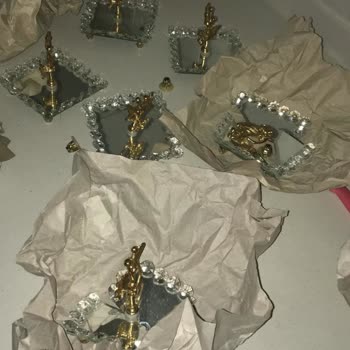 MNG Kargo Dolap Uygulaması Ürün Kargoda Kırılması