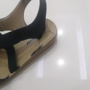 FLO Ayakkabı Yırtılan Ayakkabı Fişsiz Değişim