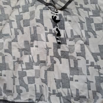 Blackspade Boxer Kalça Kısmından Yırtılıyor