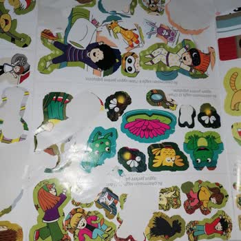 Minika Çocuk Yırtılan, Yırtılan Çıkartma.