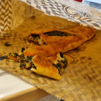 Yemekten Plastik Çıkması Okyanus Şubesi Fırıncı Orhan