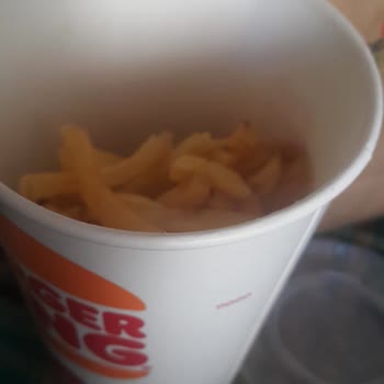 Burger King Menülerde Gösterilenden Kalitesiz Ve Yanıltıcı Ürünler
