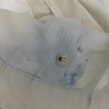 Vakko Pantolonlar Kendi Hataları Yüzünden İlk Yıkamada Boyandı