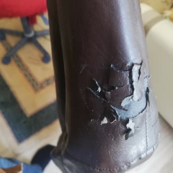 Süvari Firmasından Aldığım Deri Mont Parçalanıyor.