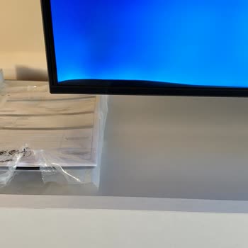 Samsung 65au9000 Ekran Karartısı